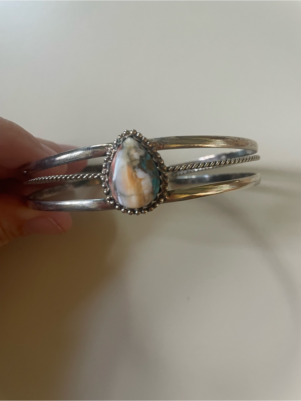 Silver Cuff Bracelet with Teardrop Royston Ribbon Turquoise Stone